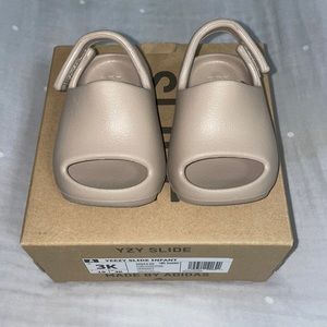 Authentic infant Yeezy slide